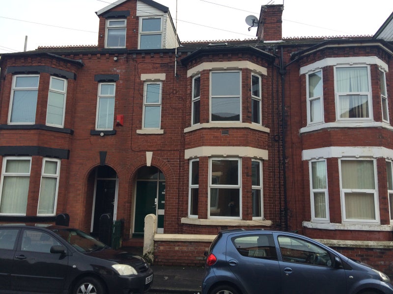 '1bed flats in Salford, M6' Room to Rent from SpareRoom