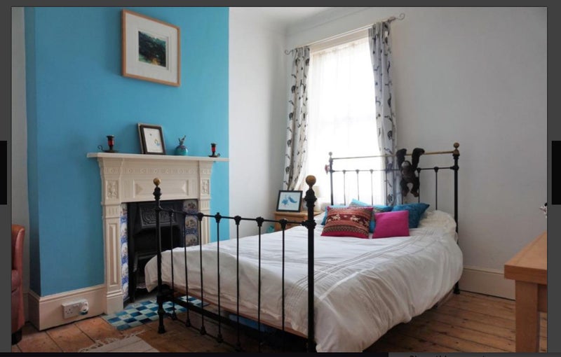 Photo 1: Bedroom