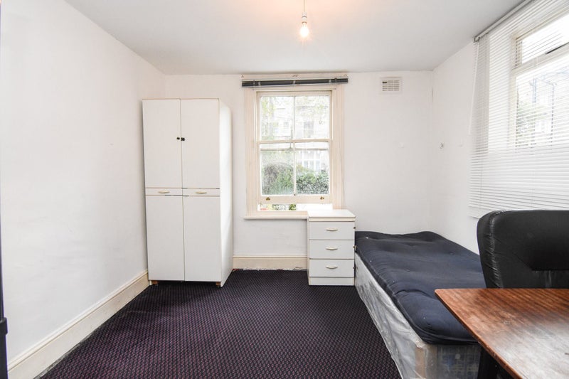 'West Kensington w14' Room to Rent from SpareRoom