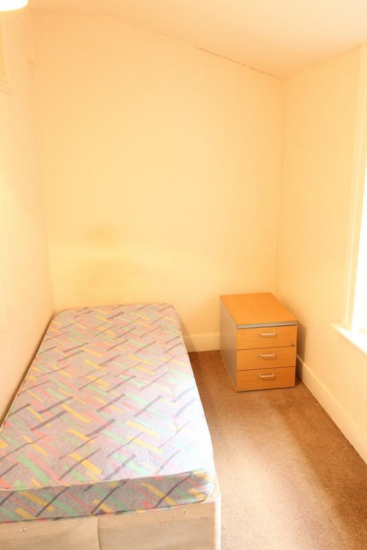 '34NR Cosy Double room available in Catford ' Room to Rent from SpareRoom