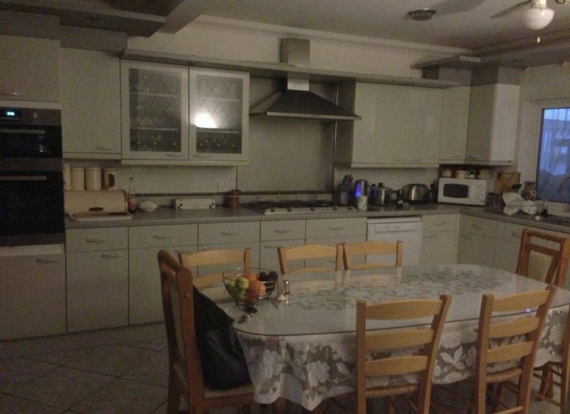 Photo 1: Kitchen