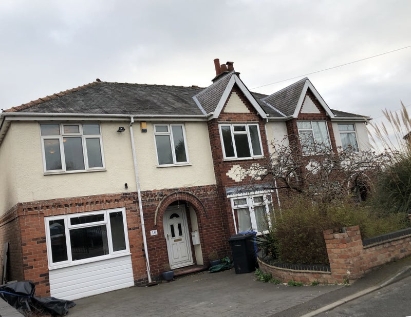 'Deluxe Professional House Share Spondon' Room to Rent from SpareRoom