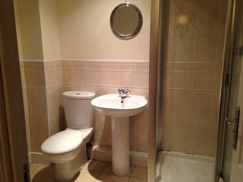 'Ensuite Double Room in Family Home, Barnstaple' Room to Rent from