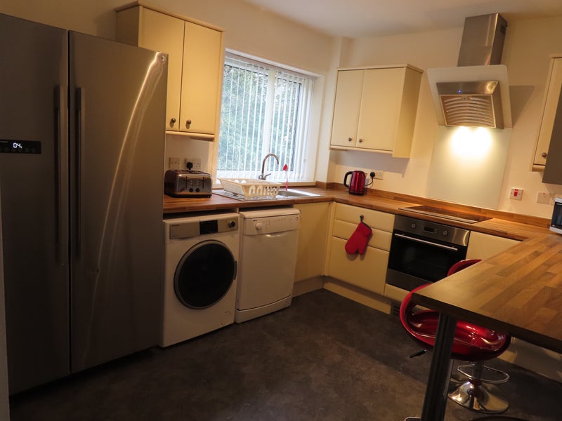 Apartment in Solihull, Shirley - More