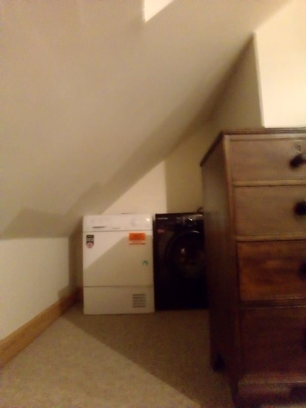 Photo 8: washer+drier in corner alcove