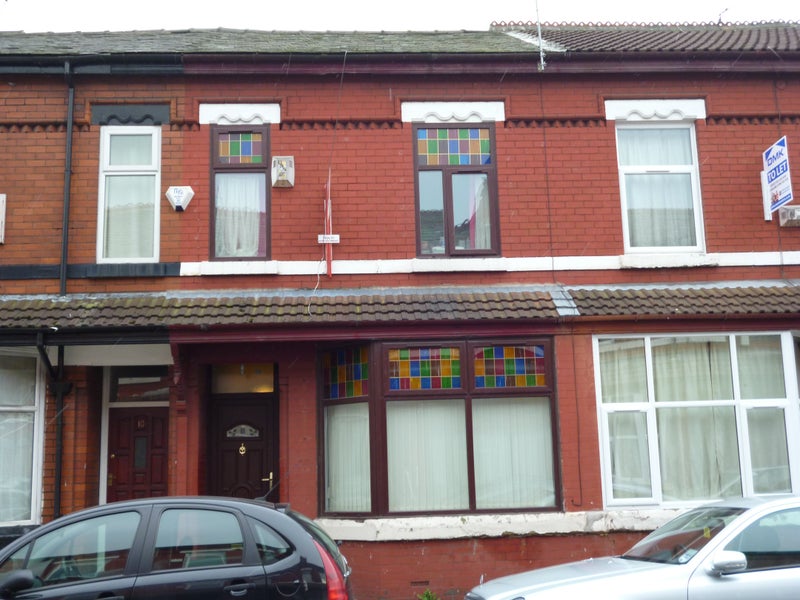 Photo 1: OUTSIDE HOUSE