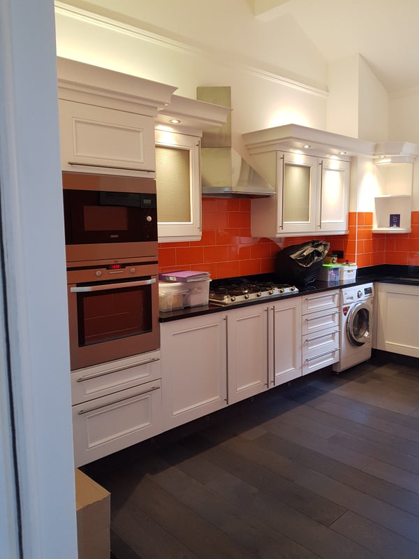 Photo 1: Kitchen