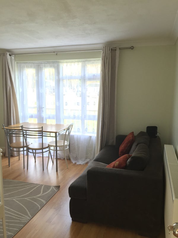 Photo 1: Double bed room