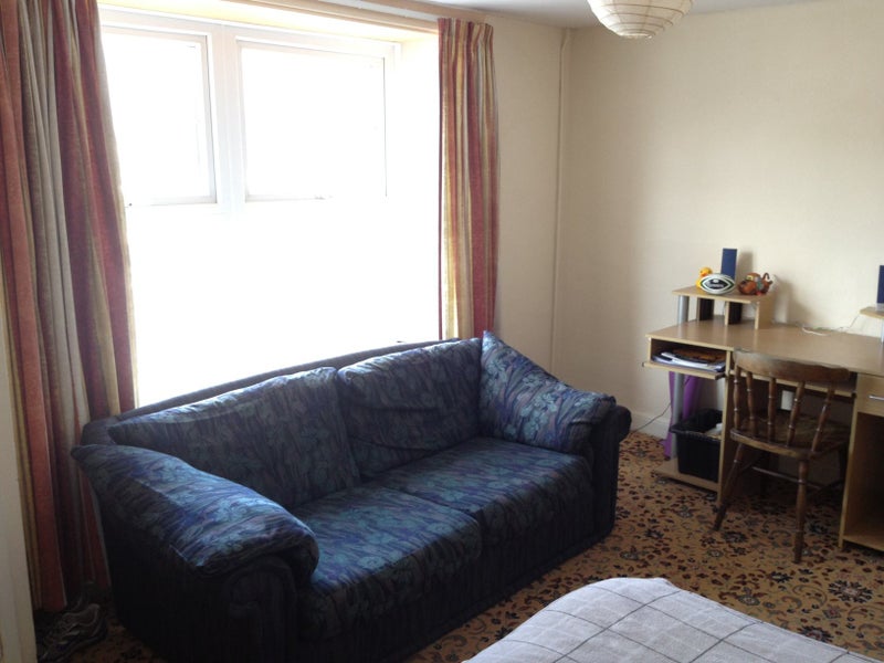 'Studio Flat Menai Bridge, Anglesey' Room to Rent from SpareRoom