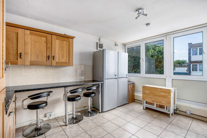 Photo 1: Kitchen