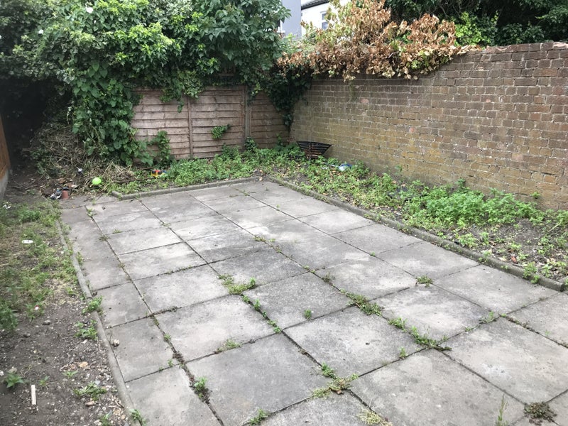 '1 Bed Ground Floor Flat with Private Garden' Room to Rent from SpareRoom