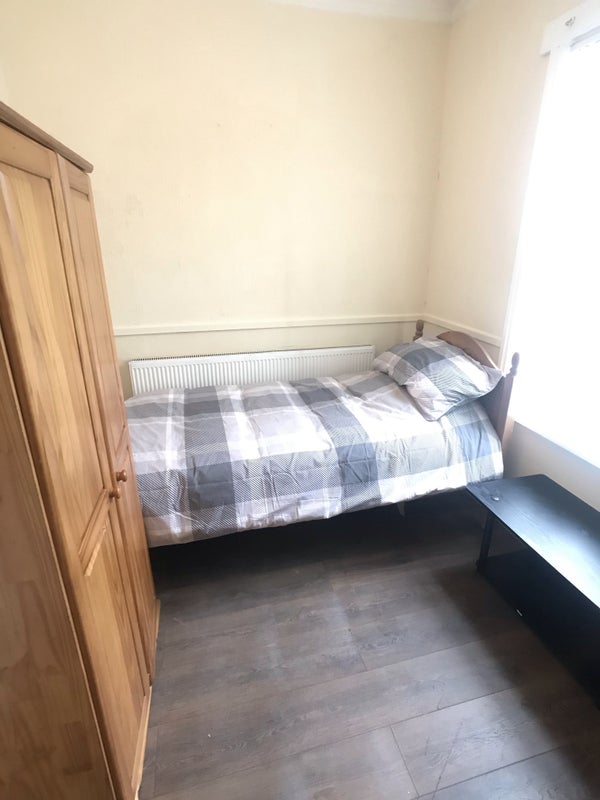 ' Levenshulme, 1 x single Room to rent.' Room to Rent from SpareRoom