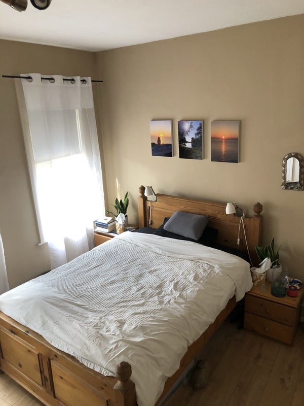 'A Double Room In West Ealing. 35 Month Contract' Room to Rent from