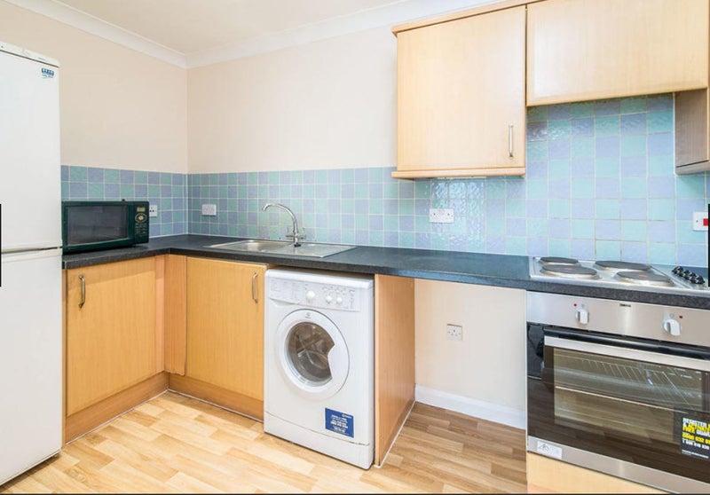 'Furnished double bedroom in Crown Heights' Room to Rent from SpareRoom