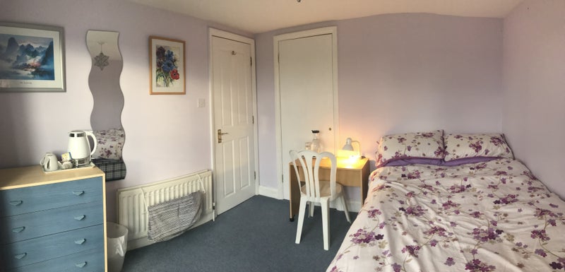 Photo 1: Bedroom
