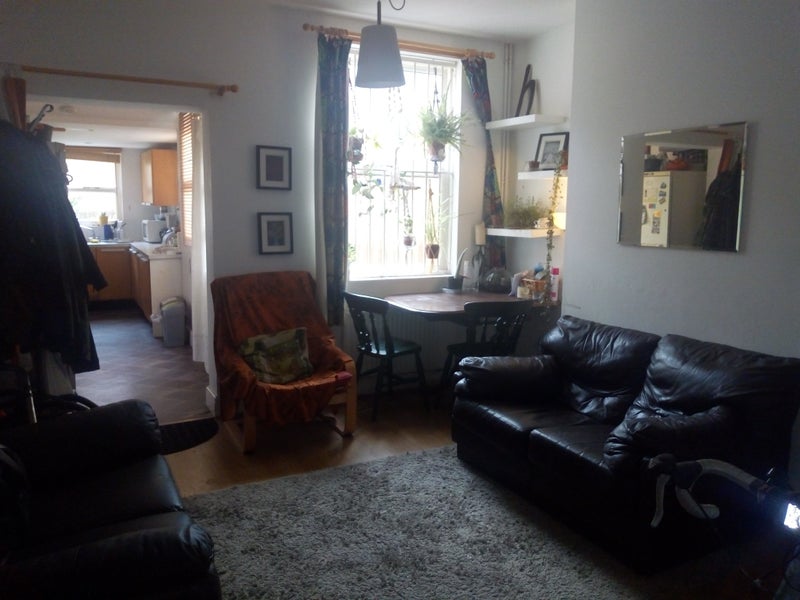 'Large double bedroom in a big house, New Basford.' Room to Rent from
