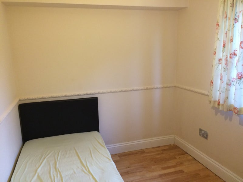 'Room to let near Watford General Hospital ' Room to Rent from SpareRoom