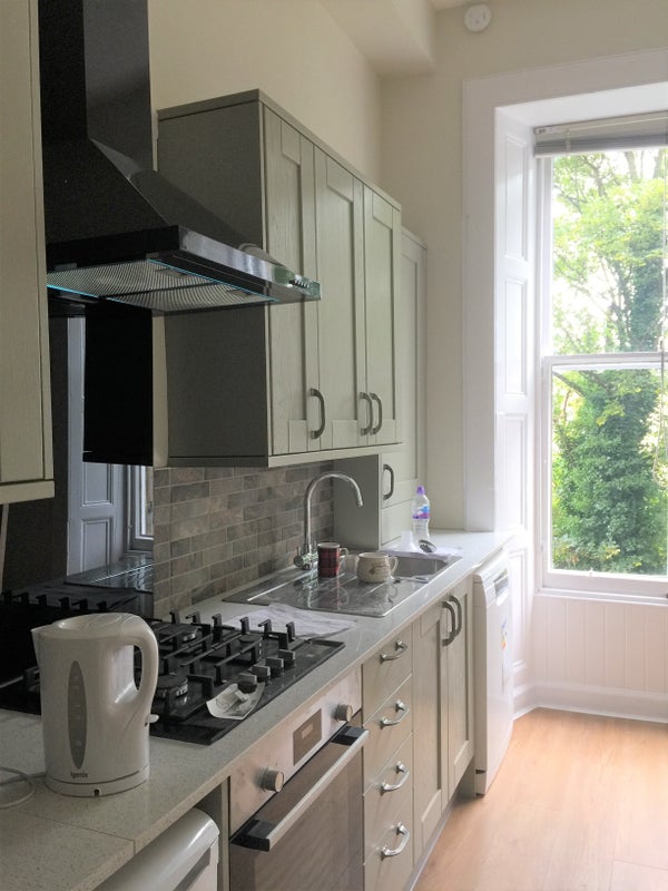 'Bruntsfield 4Bedroom Flat' Room to Rent from SpareRoom
