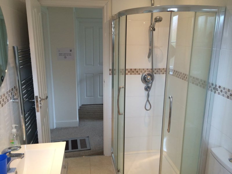 ' Rooms for Rent Egham Center' Room to Rent from SpareRoom