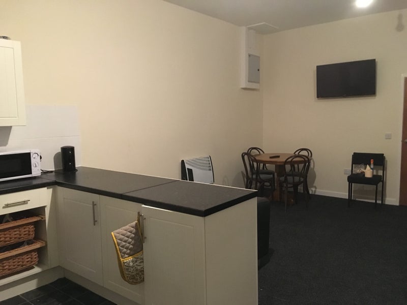 Outstanding 8 Double Bed Student Apartment Spareroom