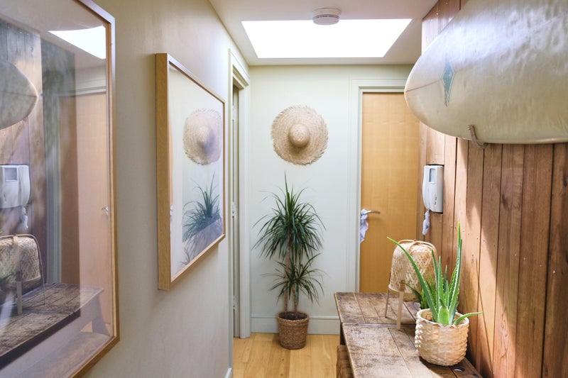 Photo 1: Entrance