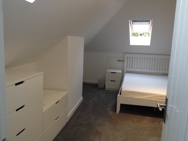 Photo 1: Bedroom