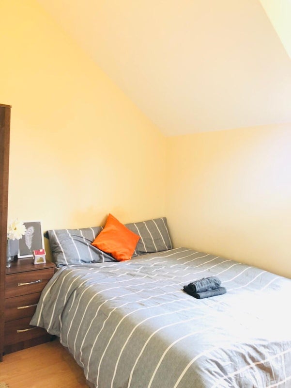'Rooms to rent Bramley Road' Room to Rent from SpareRoom