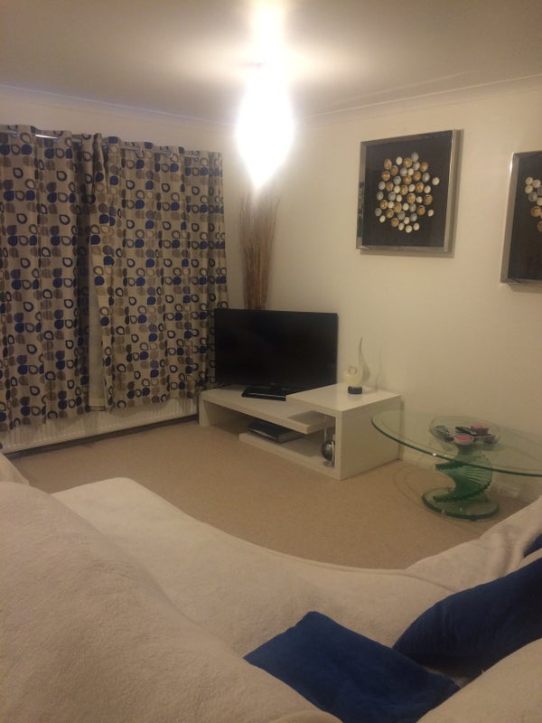 Apartment in Reading, Spring Gardens, Whitley - More
