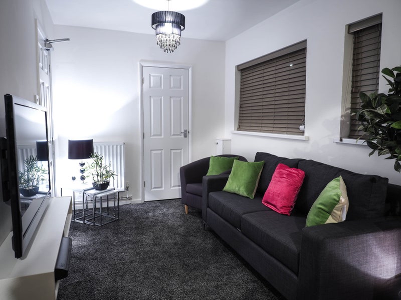 Boutique Living in Solihull- Stones throw from JLR\' Room to Rent ... Boutique Living in Solihull- Stones throw from JLR\' Room to Rent ...
