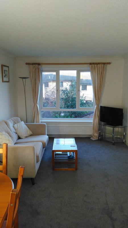 'Single room to let in west Edinburgh' Room to Rent from SpareRoom