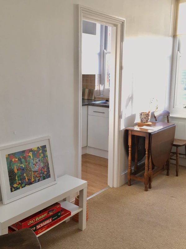 'Private, charming cosy flat.Central Hove location ' Room to Rent from