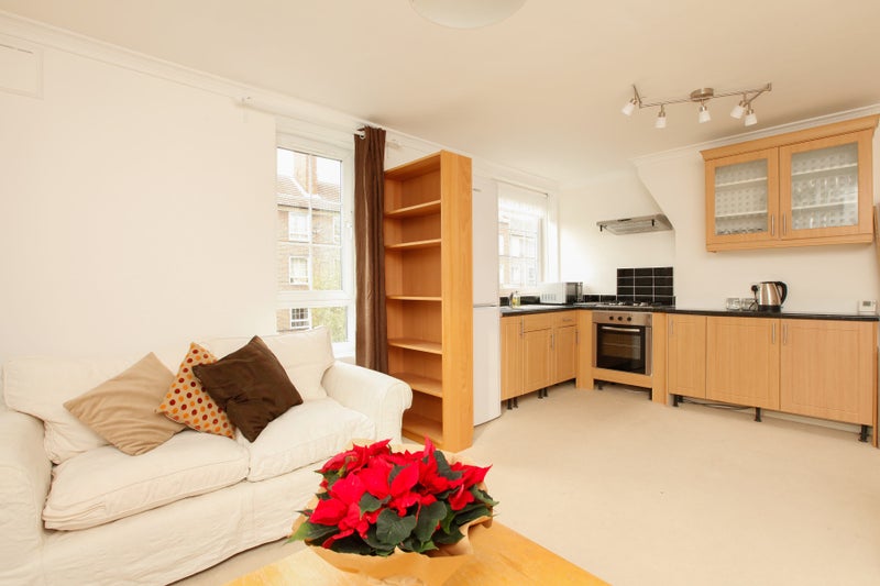 Photo 1: Open Plan Living