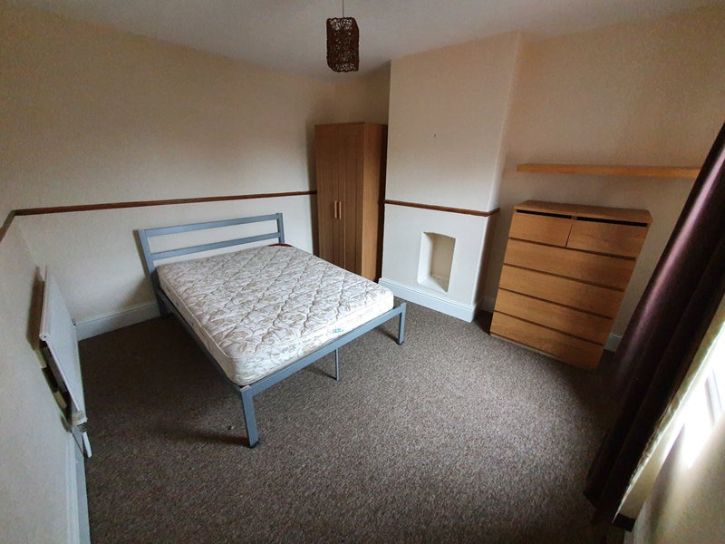 'Room to Let in Taunton' Room to Rent from SpareRoom