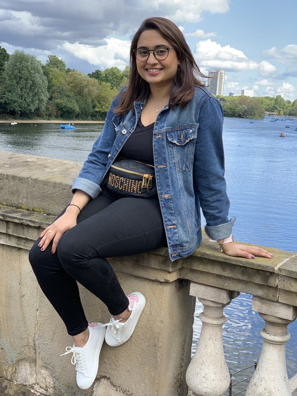 Photo 1: 23, working as a business consultant in Edinburgh :)