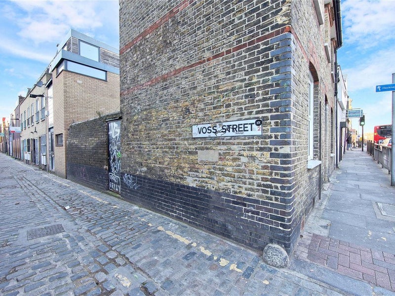 'Bethnal Green, E2, Fantastic 2 Bedroom Apartment' Room to Rent from SpareRoom