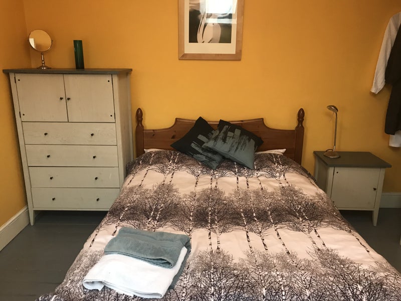 Photo 1: King Size Bed and cotton bedding