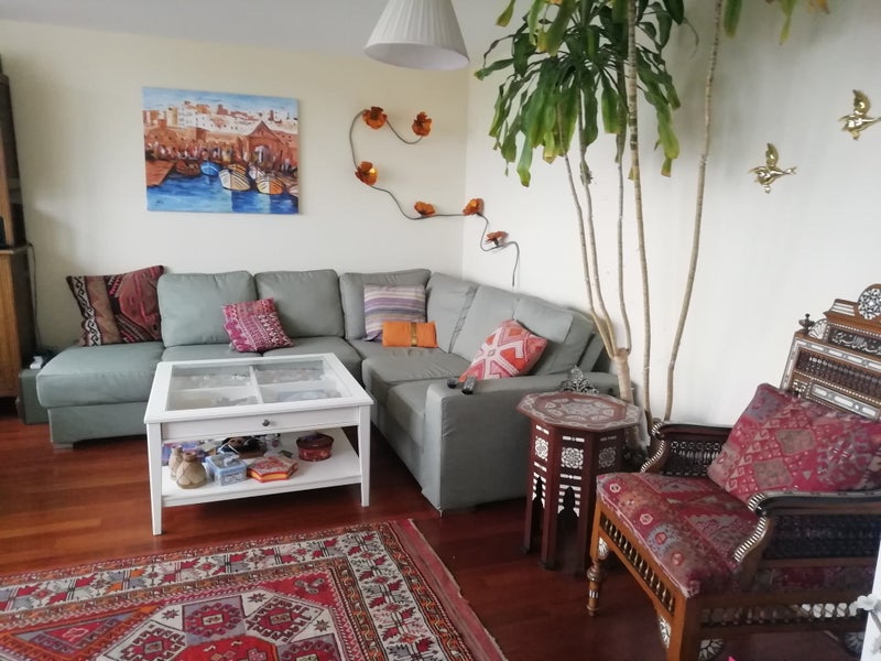 Photo 1: The shared livingroom