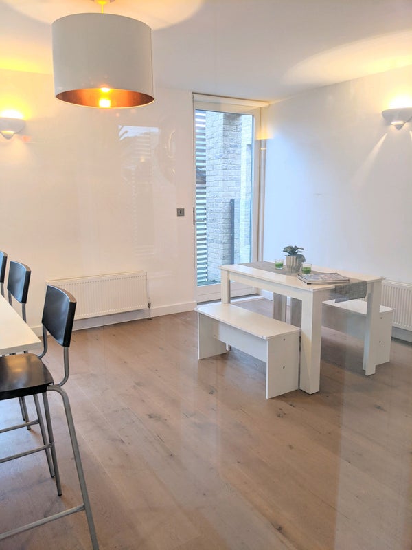 Photo 1: Kitchen/Dining Area