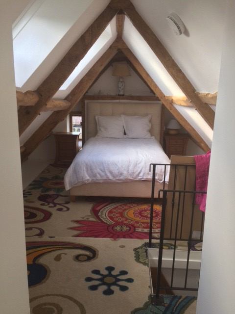 Photo 1: Bedroom from en-suite