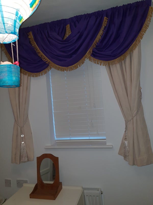 Photo 1: Single room