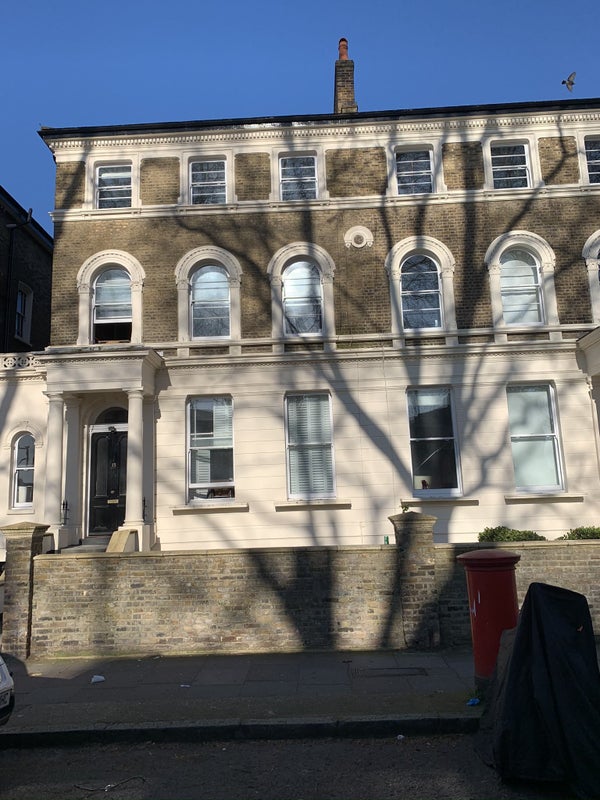 'Kilburn Park Tube / Maida Vale designer flat' Room to Rent from SpareRoom