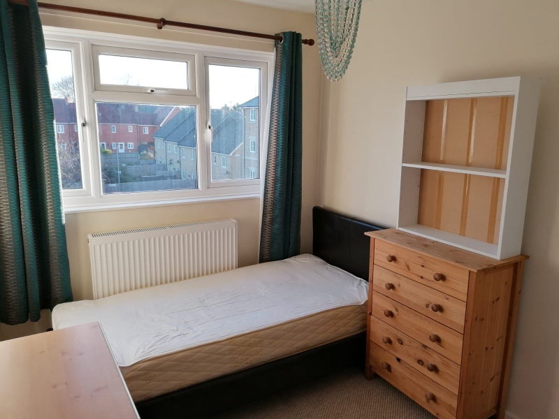 Photo 1: Bedroom (Yours)