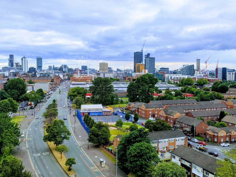 Photo 1: City centre skyline views 