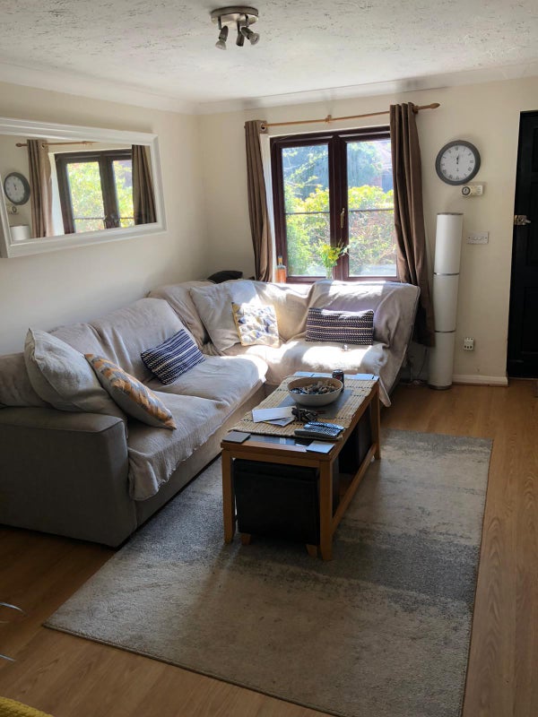 'House share Near Shalford Station' Room to Rent from SpareRoom