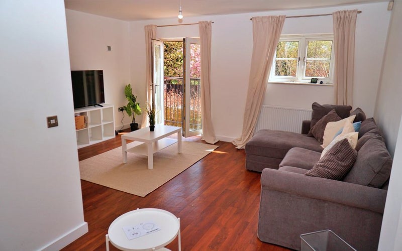 Photo 1: Very Spacious Luxurious Living Room 