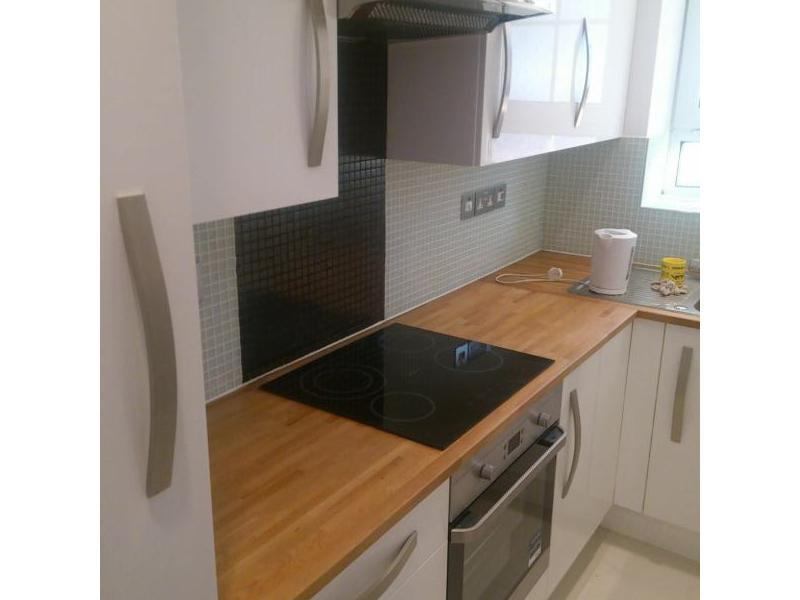 Photo 1: Nice, clean, new kitchen