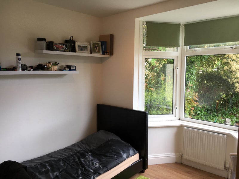 Photo 1: Single Room