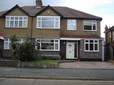 Photo 1: Worcester Park