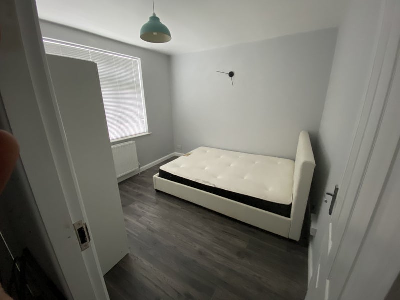 Photo 1: Bedroom (Yours)