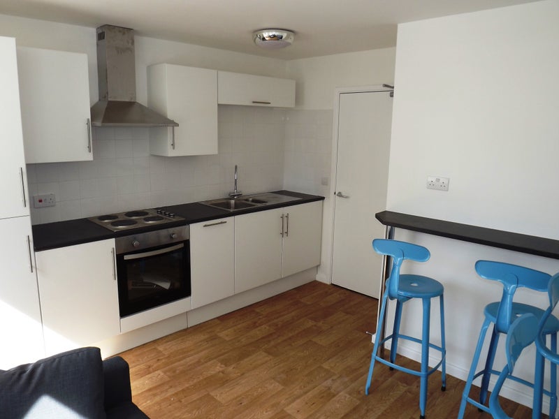 'All Bills Included £135pw Modern Studio Flat ' Room to Rent from SpareRoom